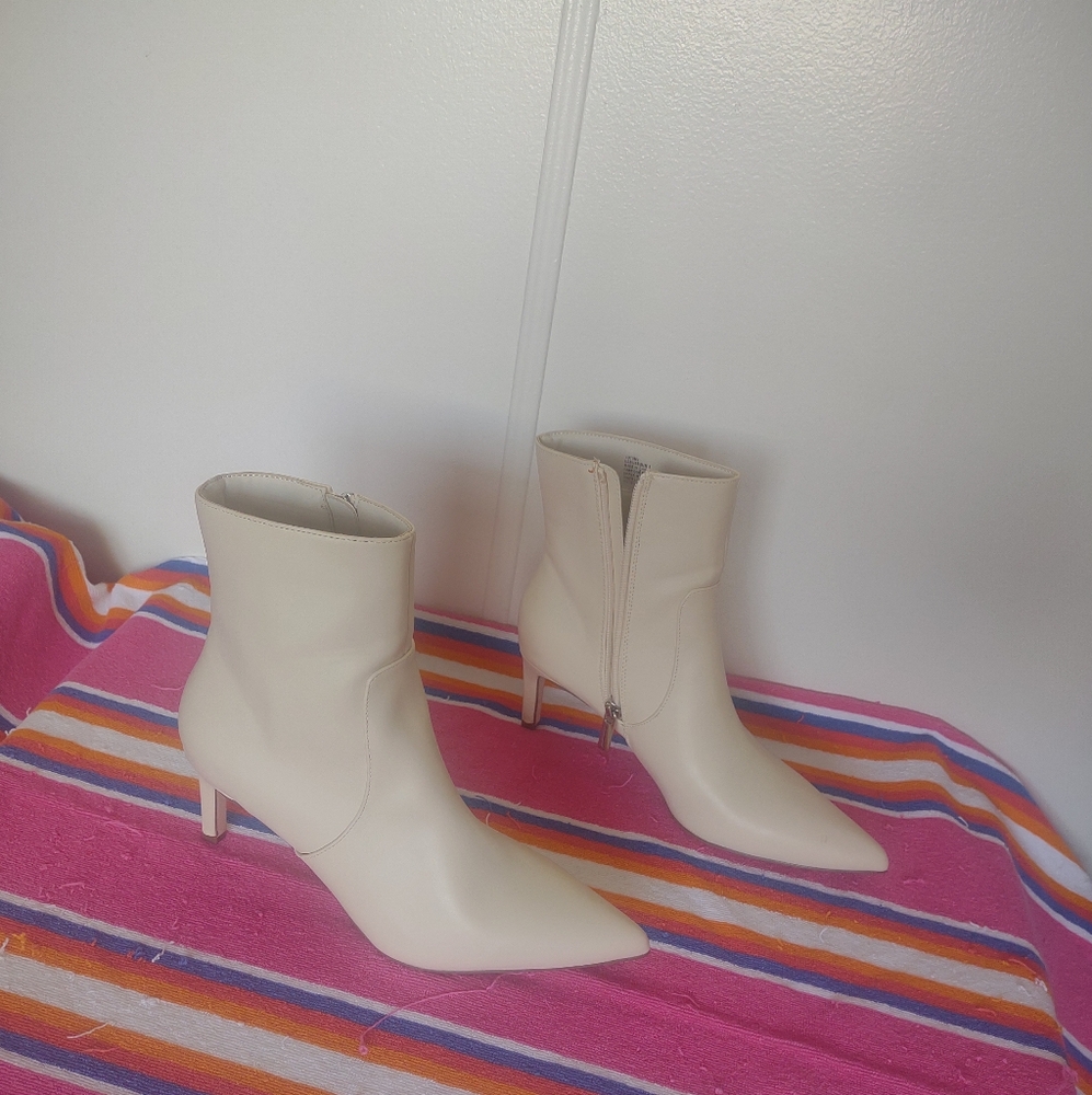 Ankle boots